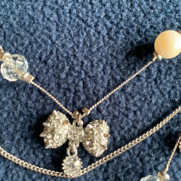 It’s three layer silver necklace with diamonds - Picture 3 of 5